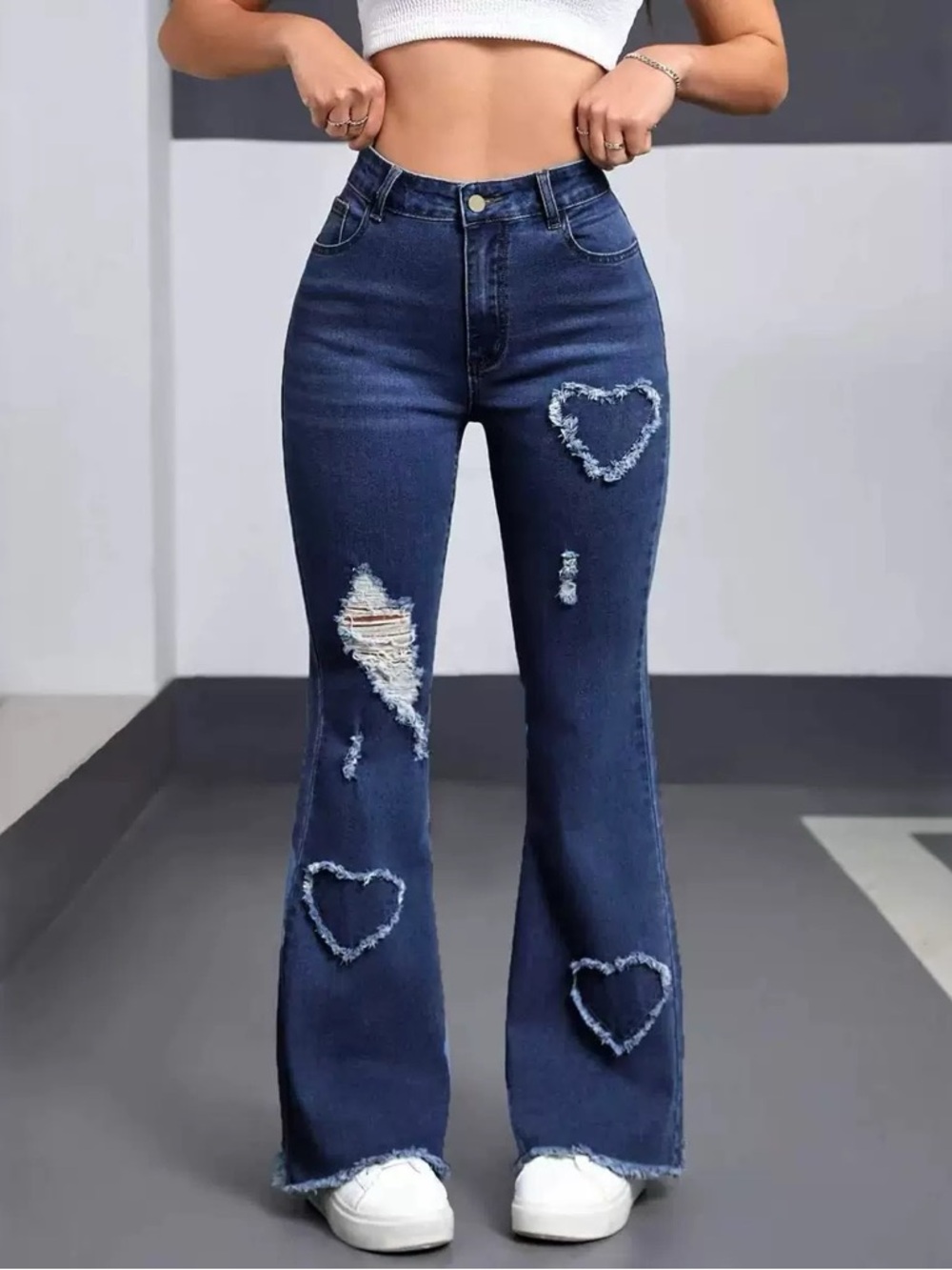 Stretchy Dark Blue High-Waist Distressed Flared Jeans with Heart Appliqués